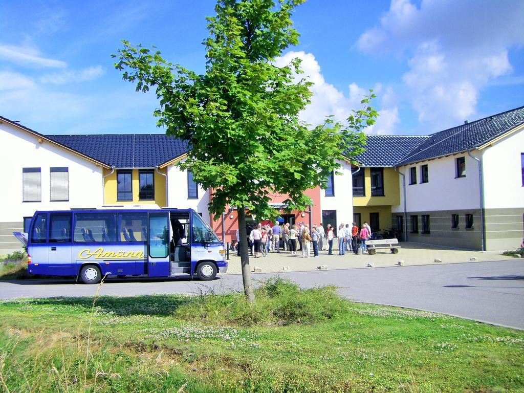 Euroville Jugend- Und Sporthotel Naumburg  Exterior photo