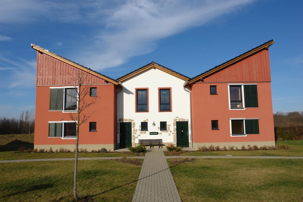 Euroville Jugend- Und Sporthotel Naumburg  Exterior photo